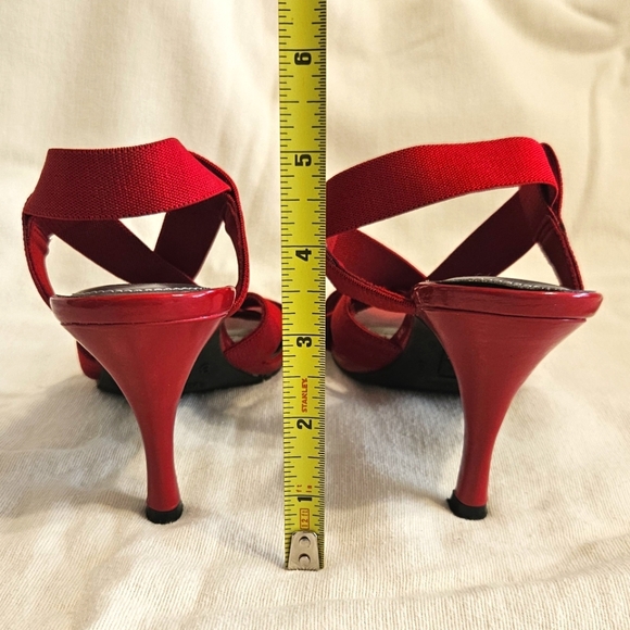 Deflex Comfort red 3" stiletto heels, size 8. - Picture 4 of 7